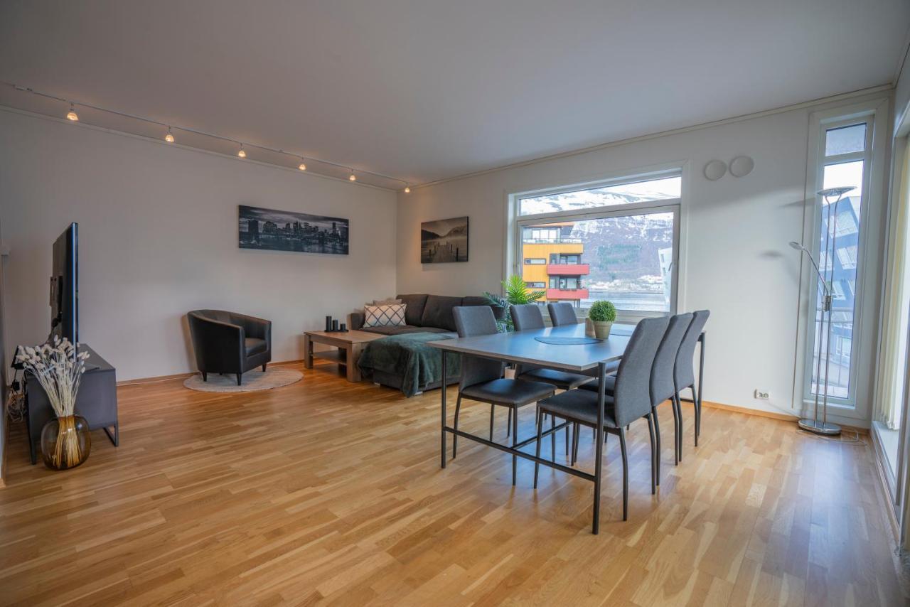 Arctic Homes - Seafront Overlook Tromso Ngoại thất bức ảnh